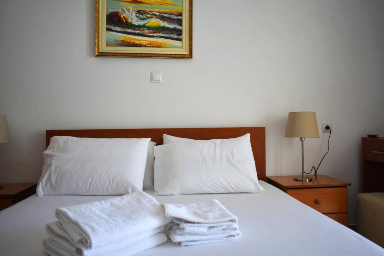 Ionio Rooms II Himare Exterior photo