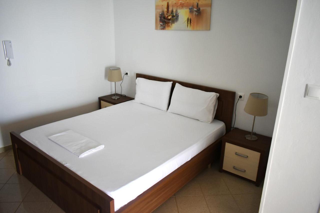 Ionio Rooms II Himare Exterior photo