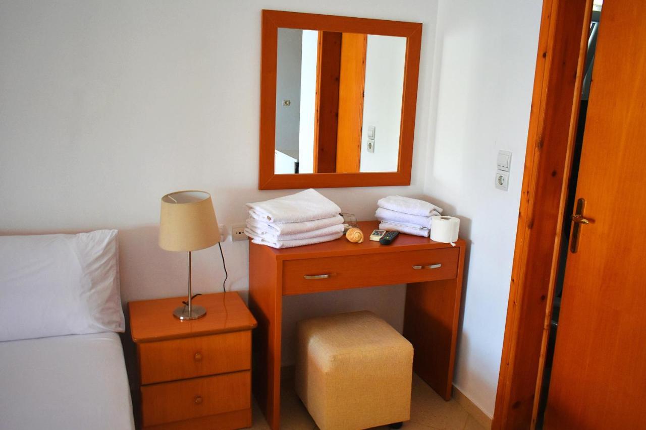 Ionio Rooms II Himare Exterior photo