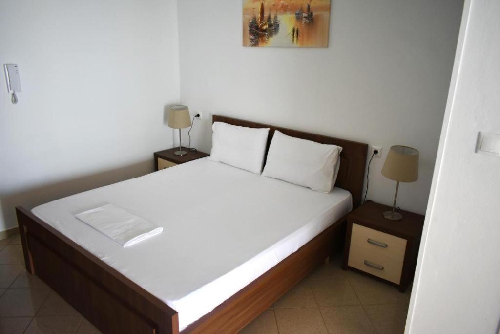 Ionio Rooms II Himare Exterior photo